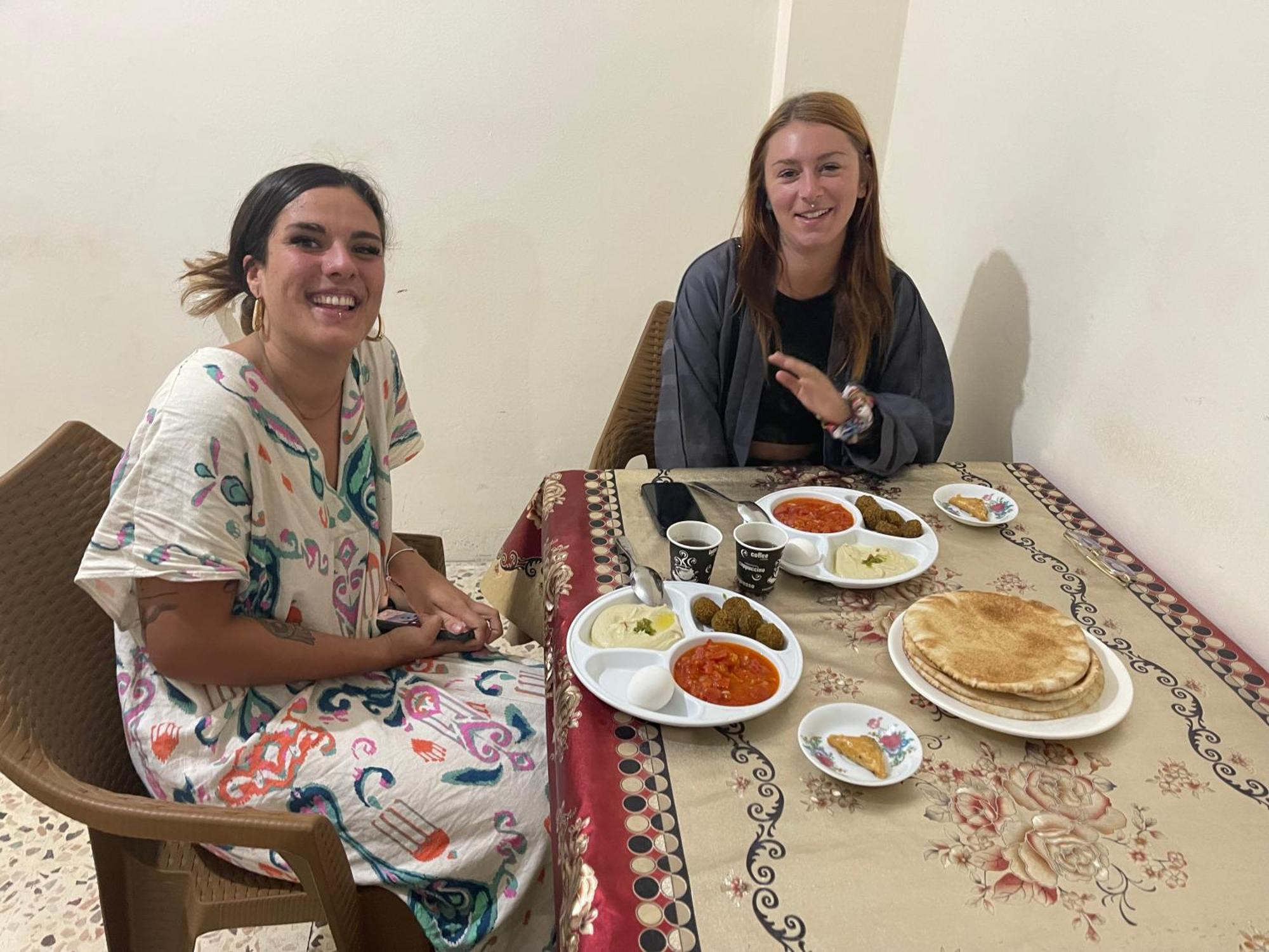 Pizza Street Hostel Акаба Екстериор снимка